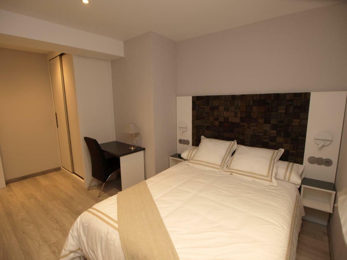Apartamentos M.Bell León Buitenkant foto