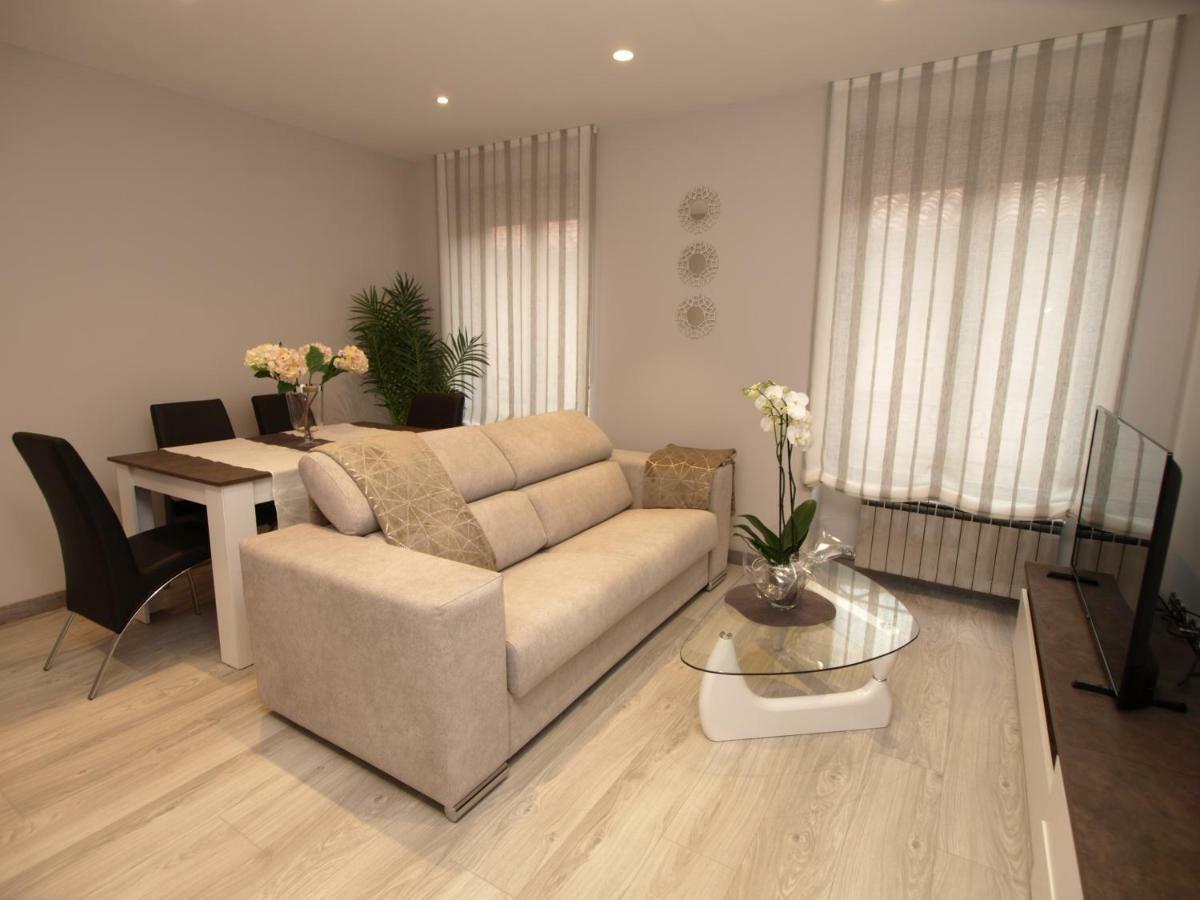 Apartamentos M.Bell León Buitenkant foto